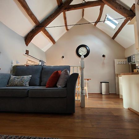 Appartement Ty Gwennol Near Gilfach Goch à Llanbedr  Extérieur photo